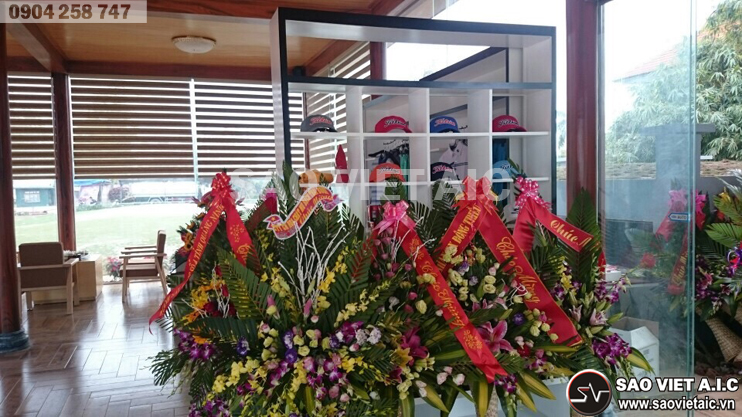 thi-c&ocirc;ng-nội-thất-showroom